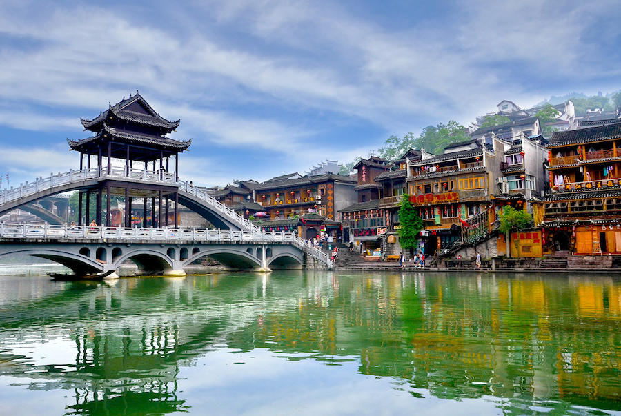 tour-truong-gia-gioi-phuong-hoang-co-tran-5n4d tour-truong-gia-gioi-phuong-hoang-co-tran-5n4d